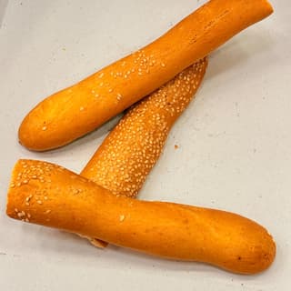 بقسماط بالسمسم